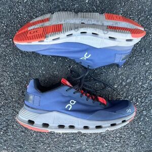 On Cloud Cloudnova form size 8.5w